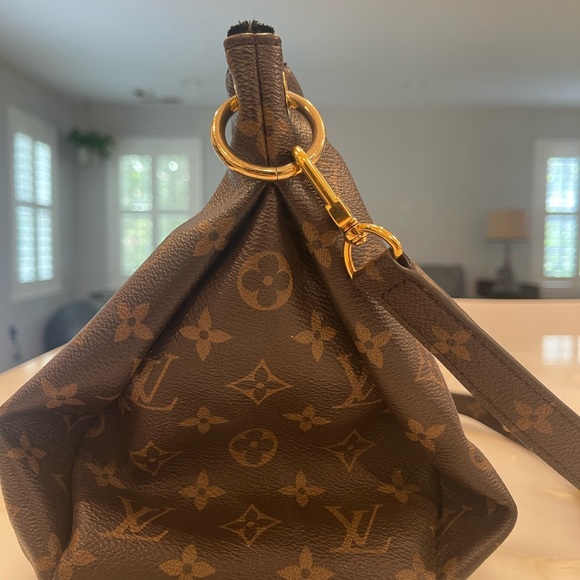 LOUIS VUITTON Pallas MM Monogram Handbag - Picture 13 of 13